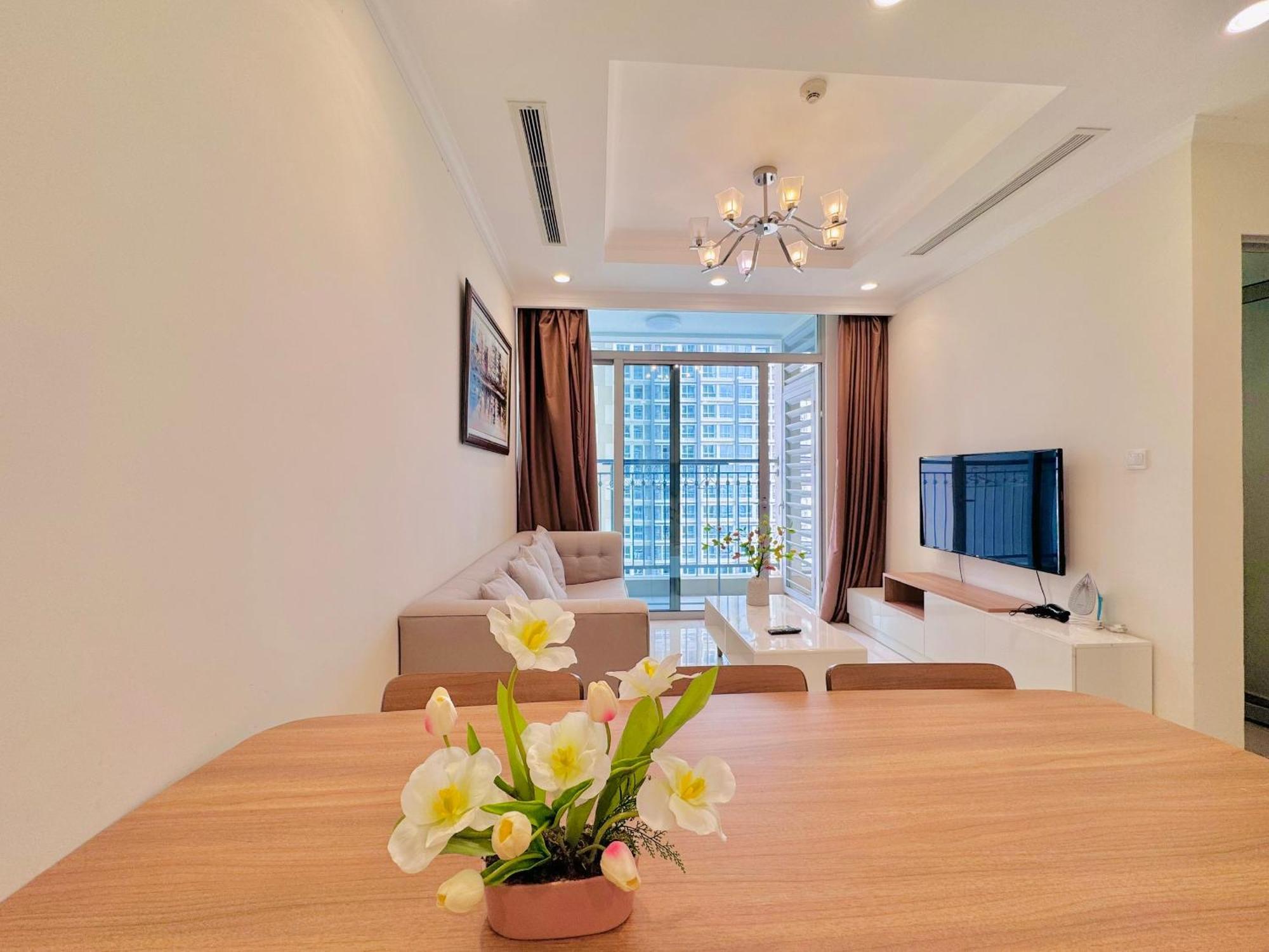 Apartment Vinhomes Park Bapbap - Ho Dich Vu Cho Thue *