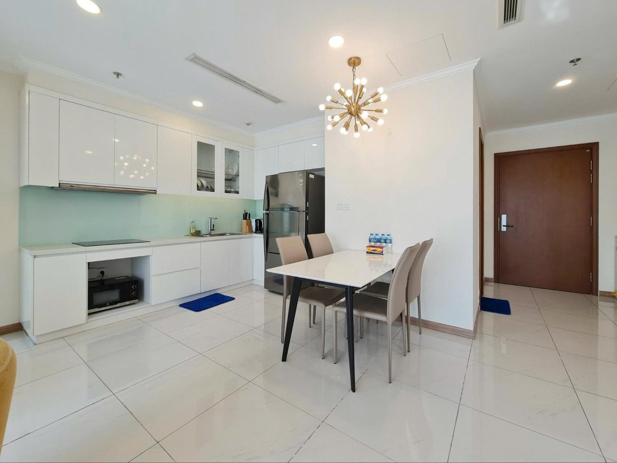 Apartment Vinhomes Park - Enjoy Ho Chi Minh City