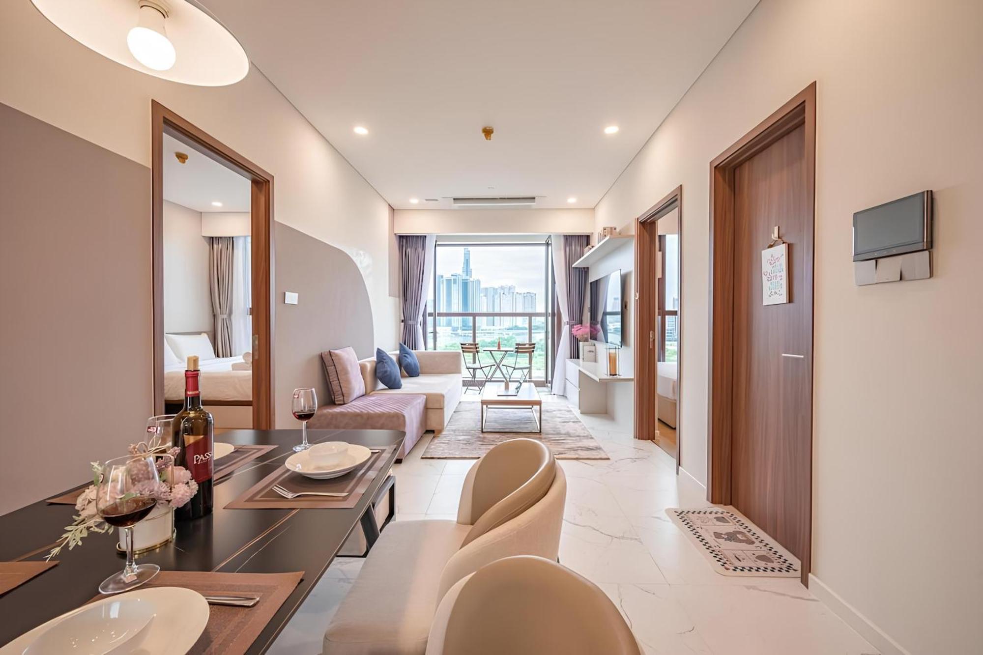Apartment Metropole Opera Looking Over District 1 Ho Chi Minh City