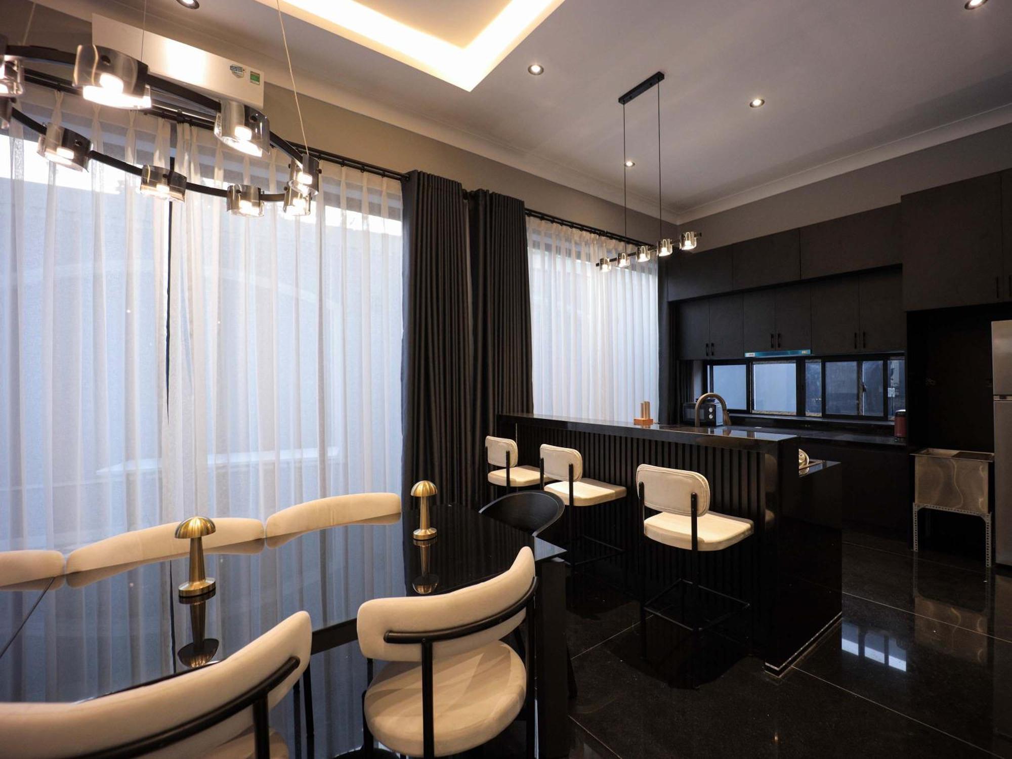 4br 4ba W Outdoor Bbq Pickleball Party Ho Chi Minh City