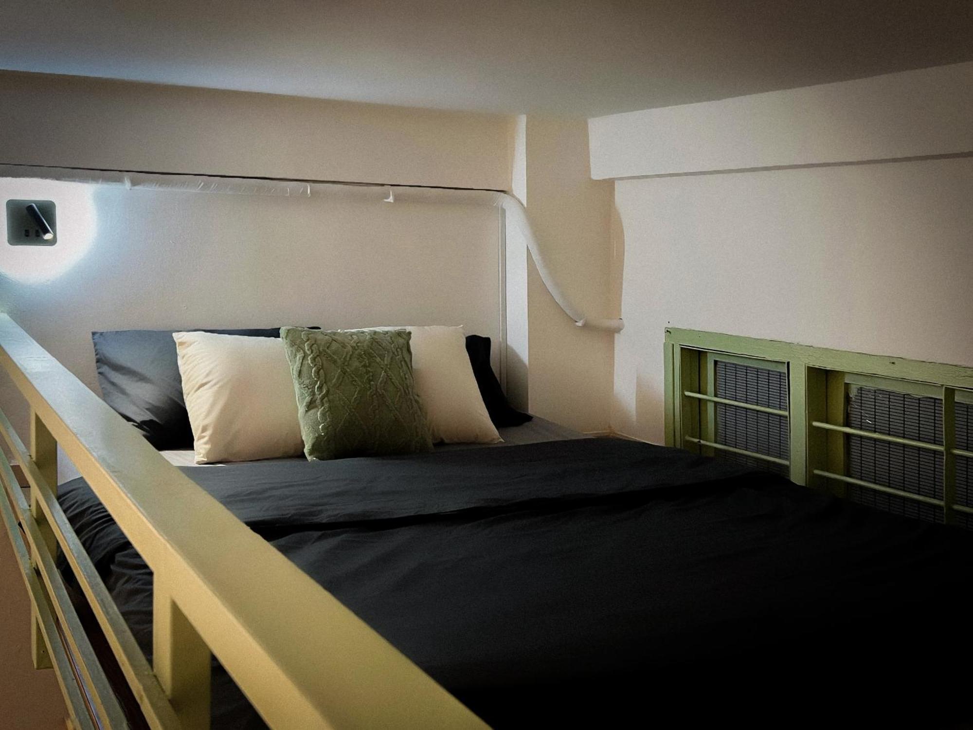 Apartment Little Cozy & Hip Loft In Ho Chi Minh City