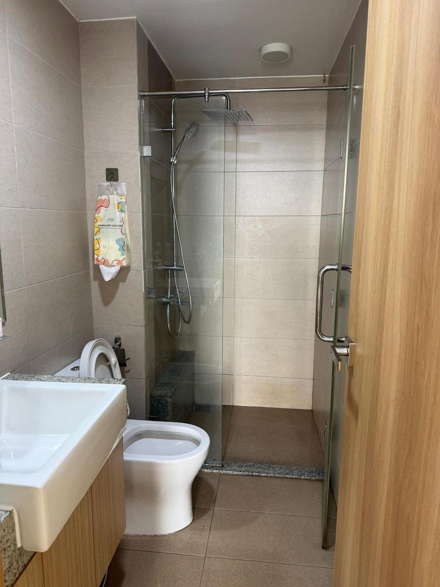 Ho Cao Cap Emerald Celadon Aeon Mall Tan Phu Apartment *