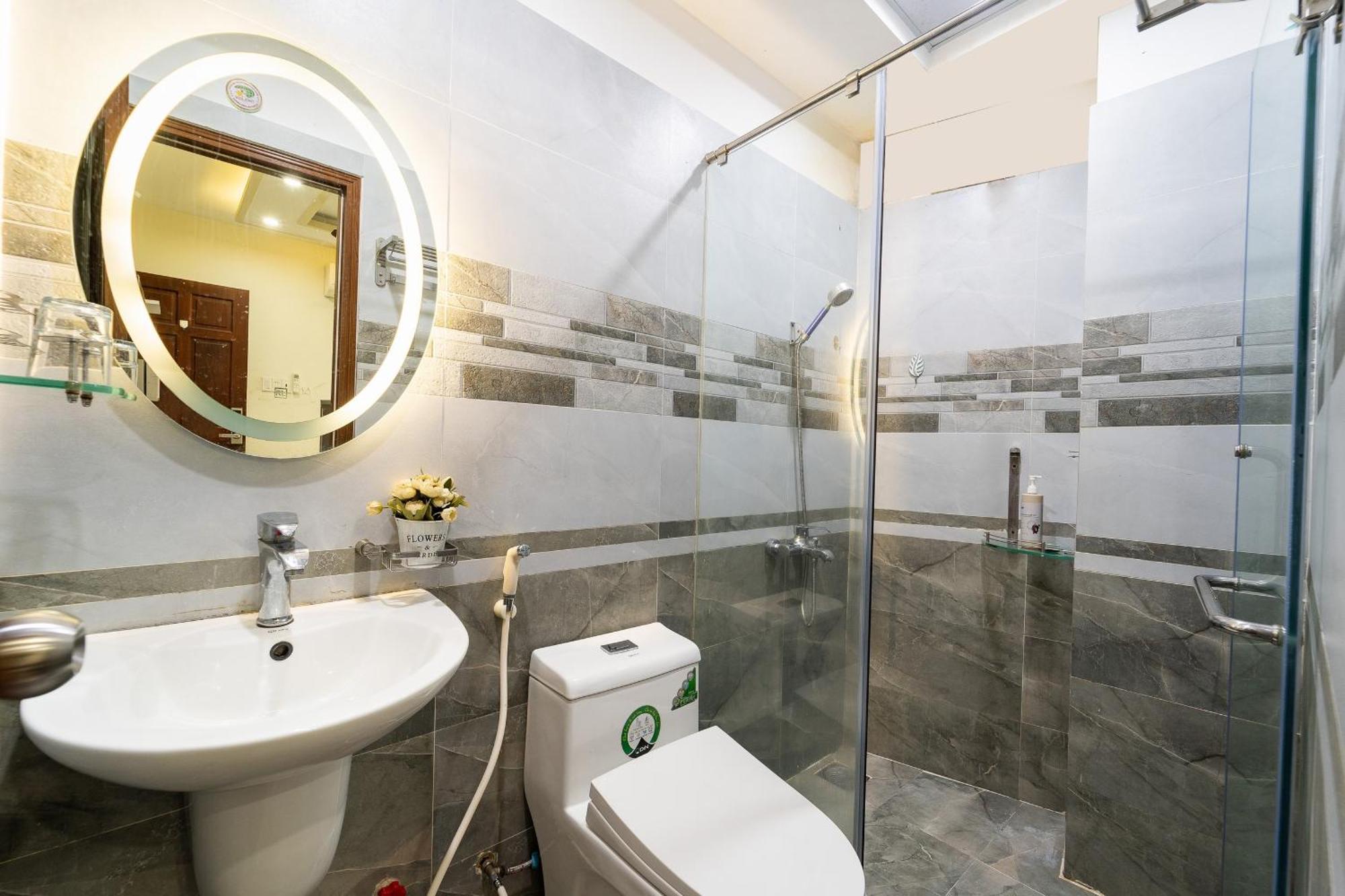 Apartment Sau Thi Phan Xich Long