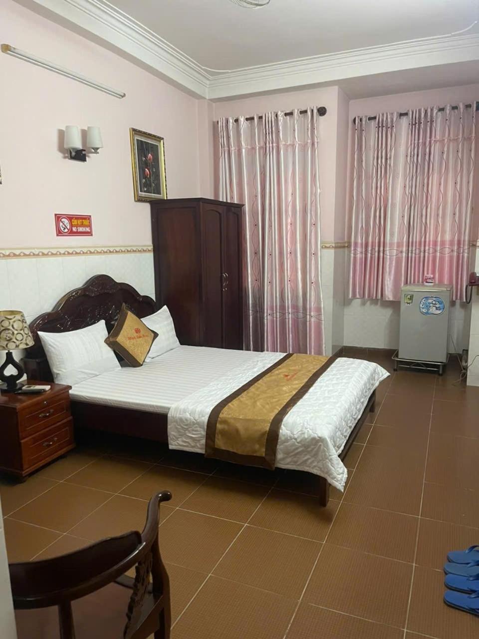Minh Hieu Hotel *