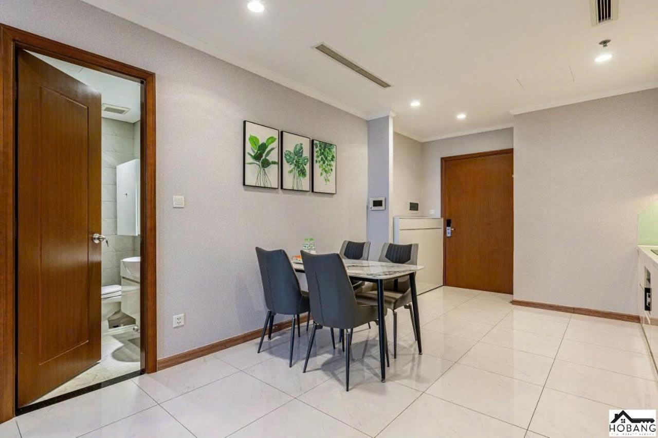 Brian's Sunset Glow Apartment Ho Chi Minh City