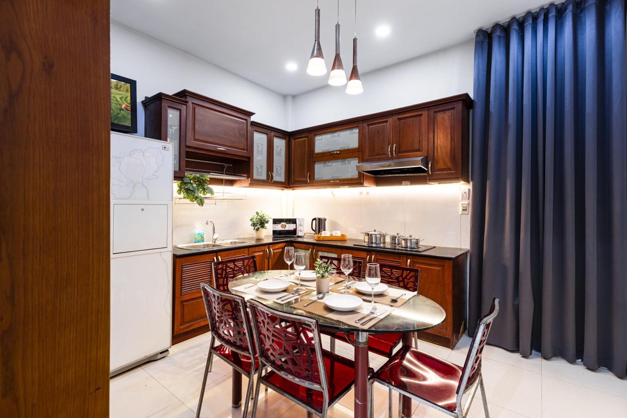 New Premium 5brs 4wc Local House Centre Town