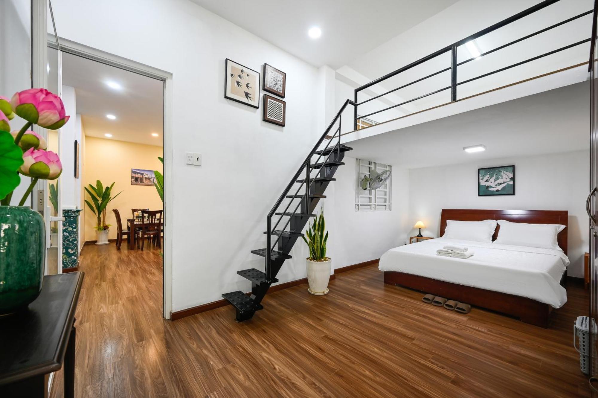 80m2 Apt, Bui Vien St, District 1, Hcmc Saigon * Ho Chi Minh City
