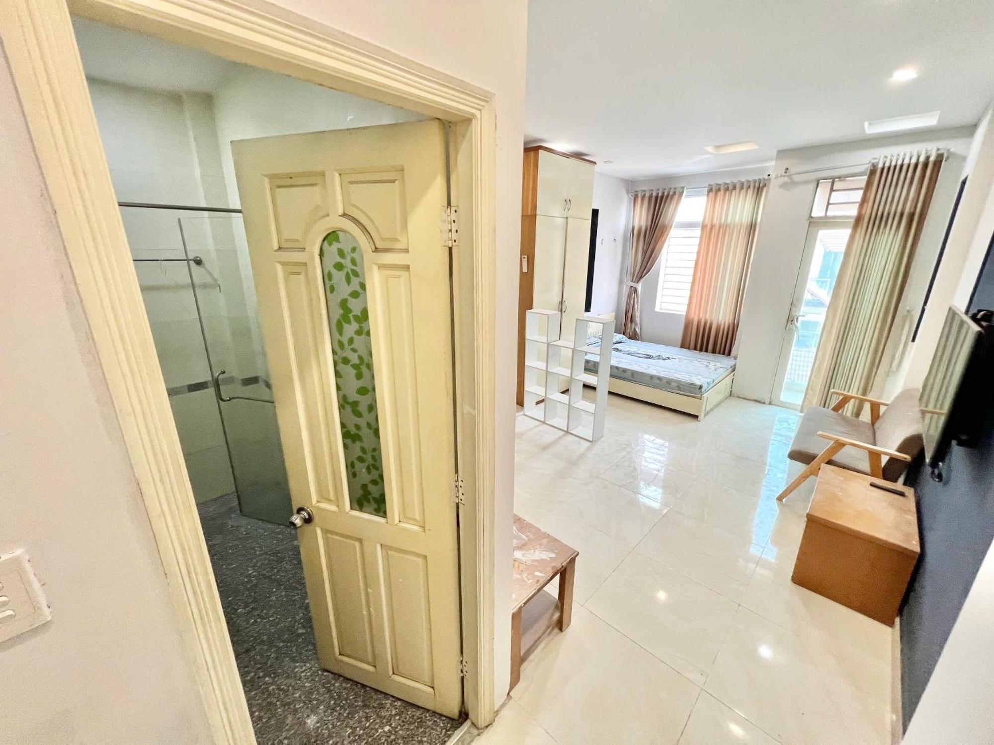 94c2 Phung Cung Apartment *