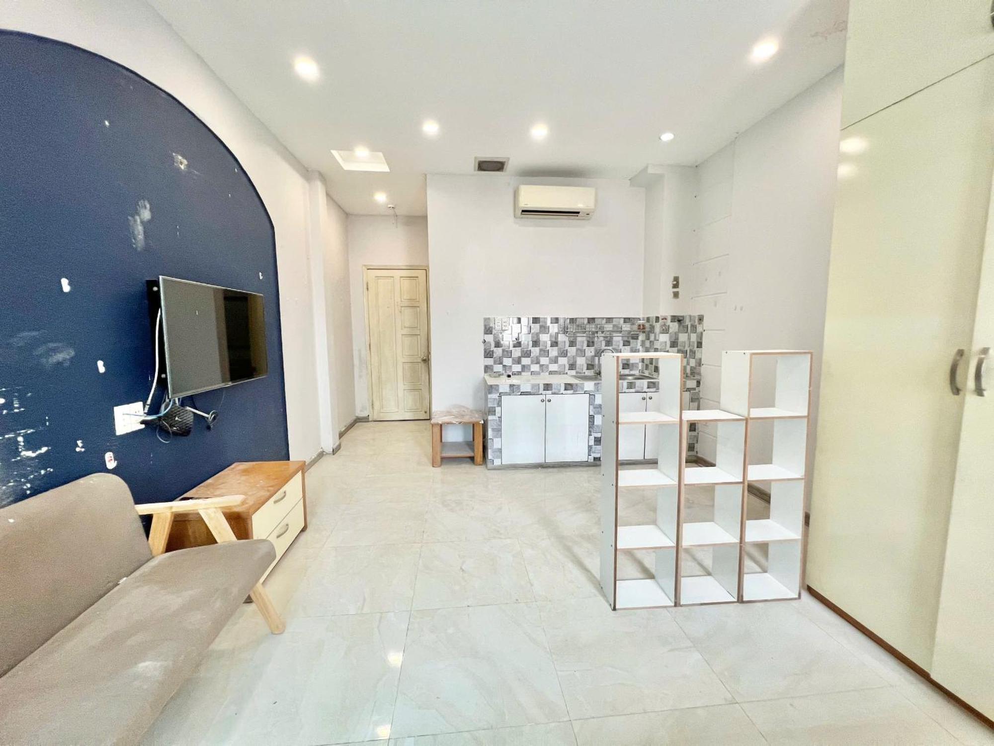 94c2 Phung Cung Apartment
