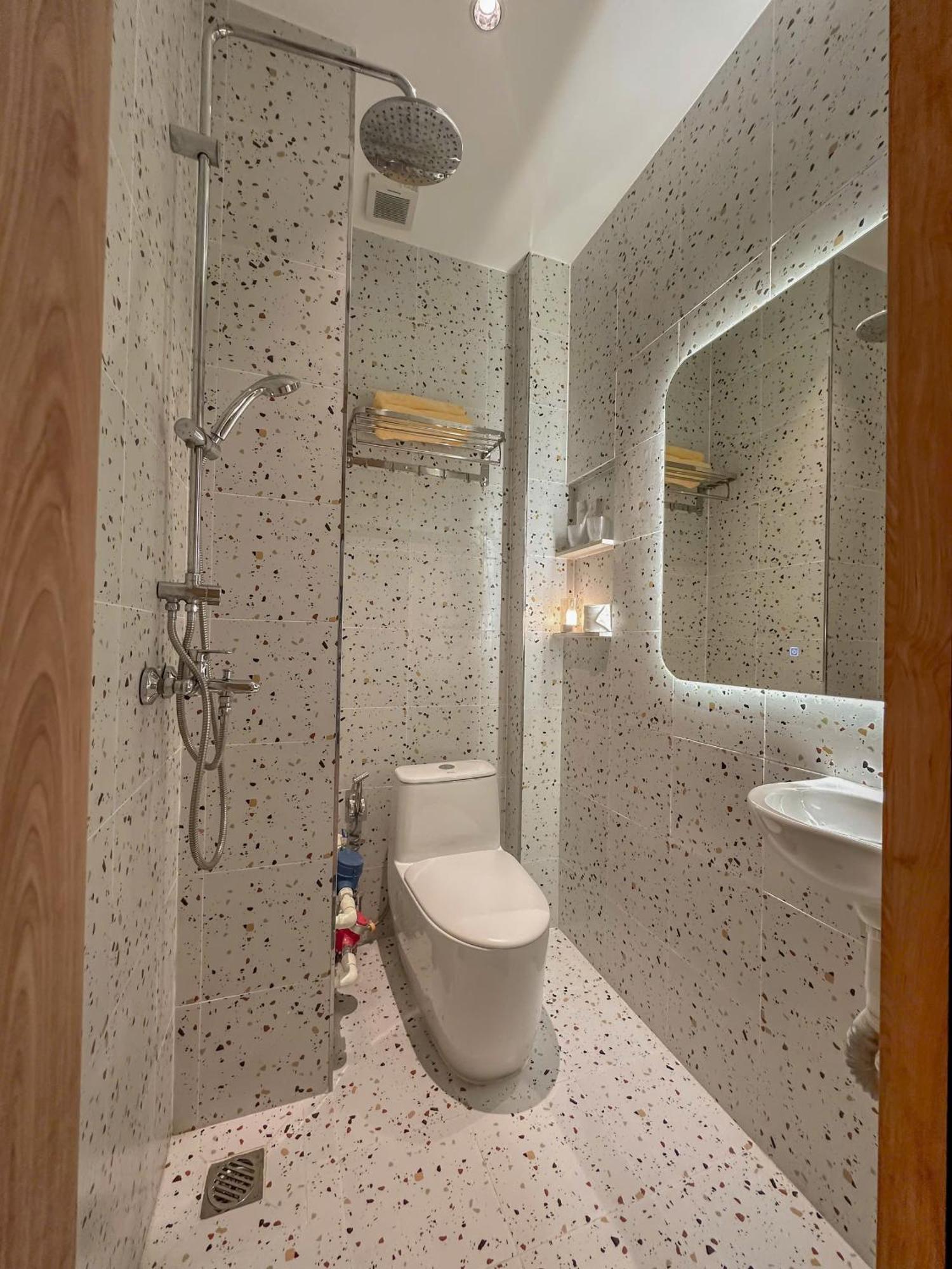 Nha Nguyen 4brs 5wc Gan Bui Vien Trung Tam Thanh Pho Apartment *