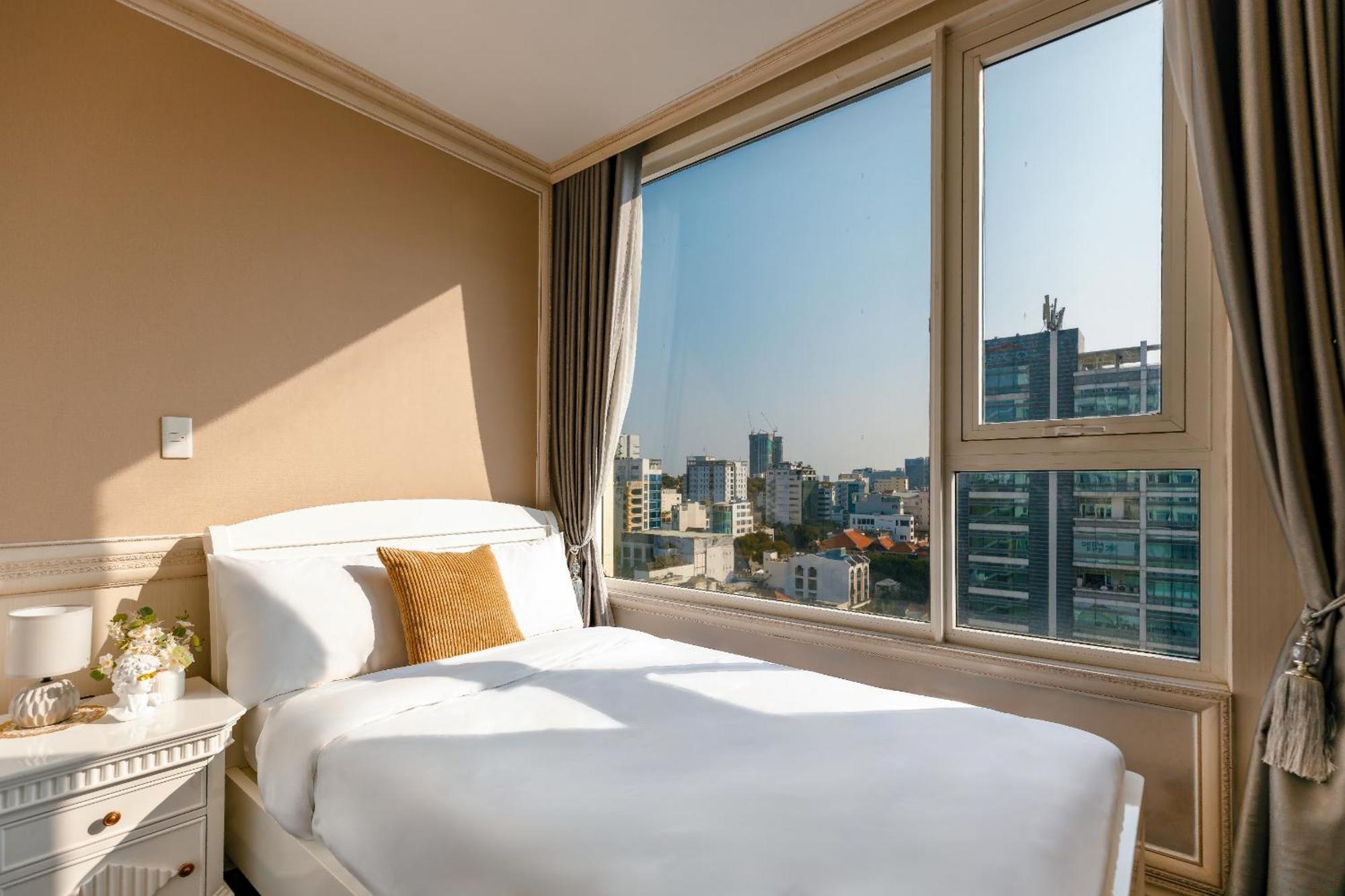 Leman Luxury District 3 Apartment *
