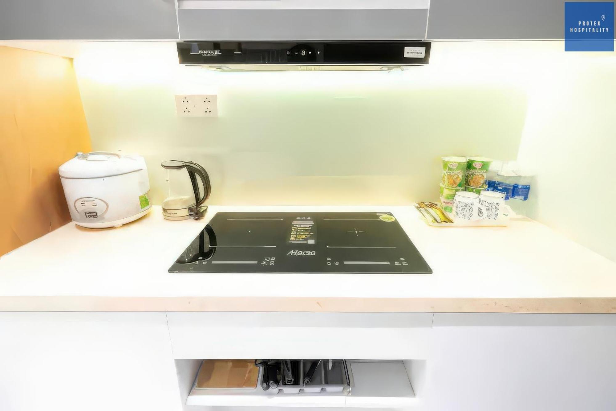 Cardinal Court Secc Apartment