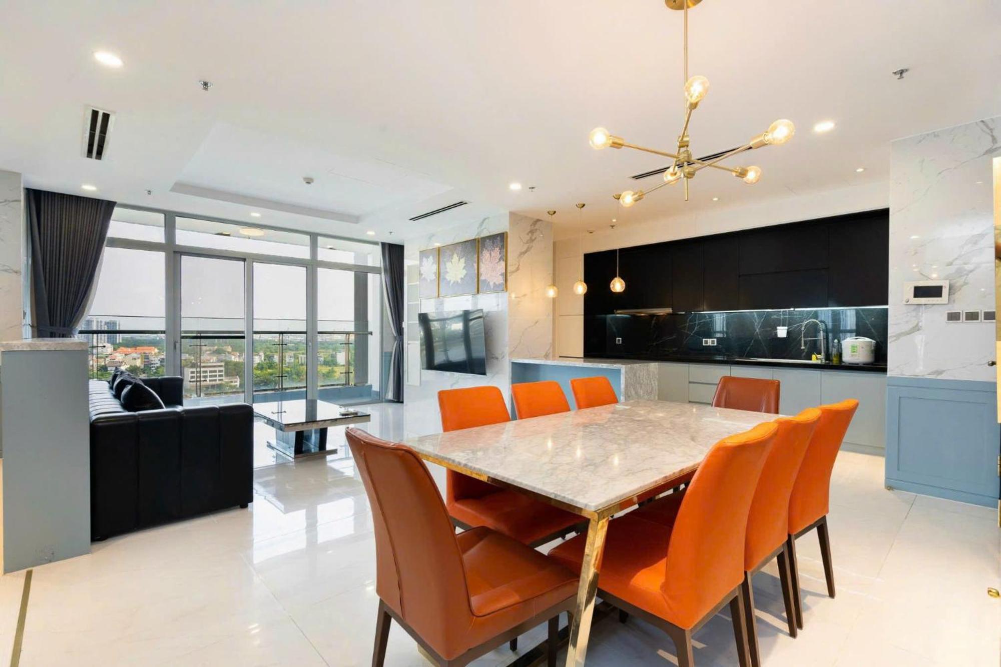 Landmark 81 Vinhomes Service *