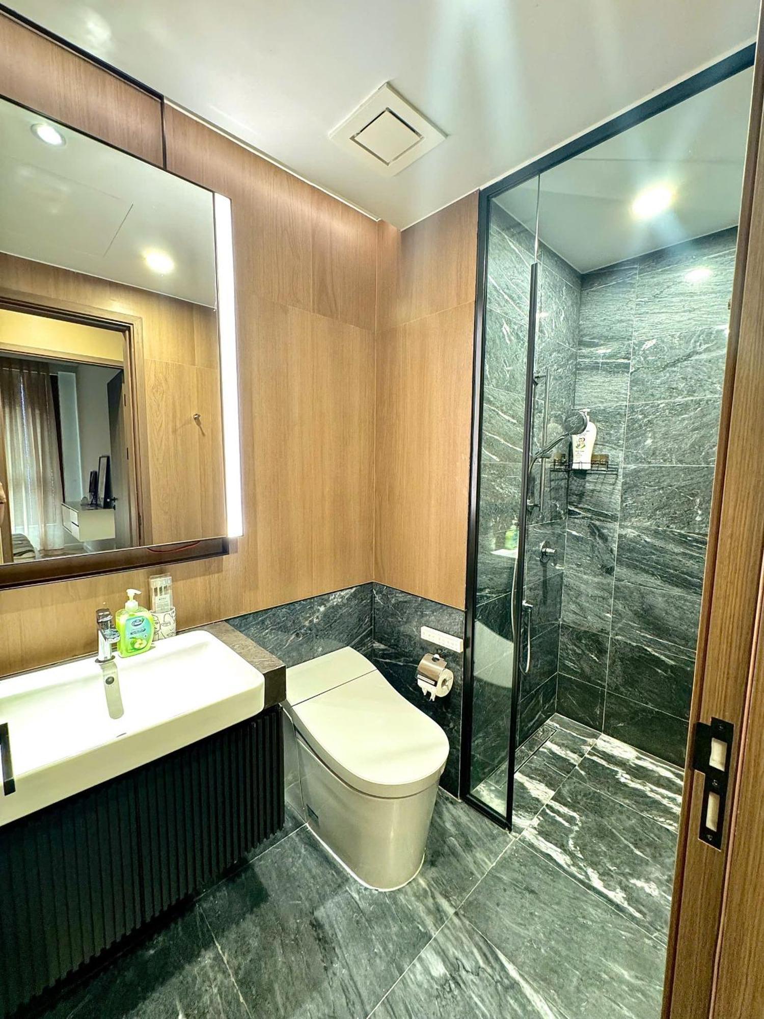 Apartment Luxury 2br With Great View Of Saigon River Ho Chi Minh City