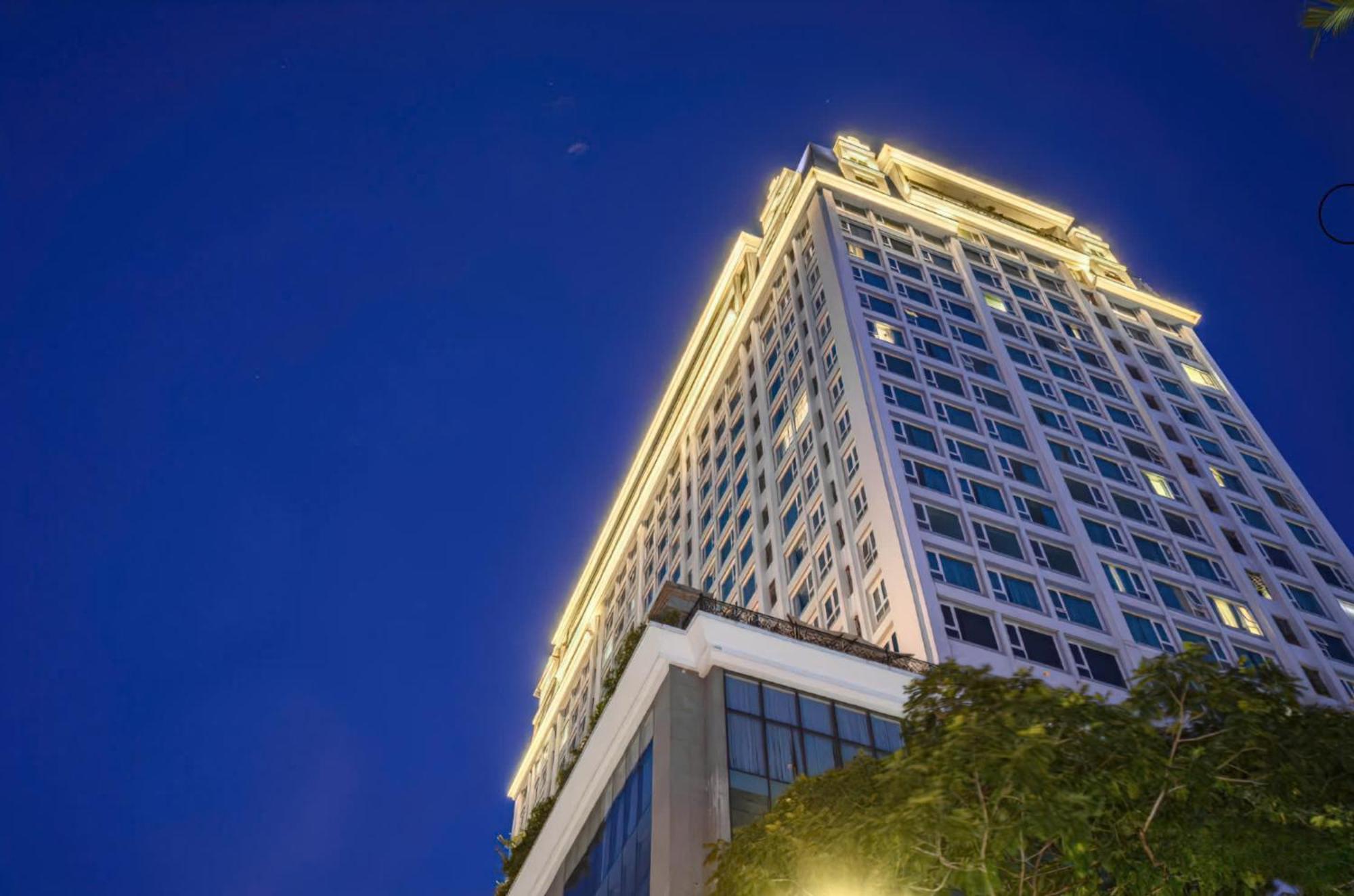 Leman Luxury District 3 Apartment
