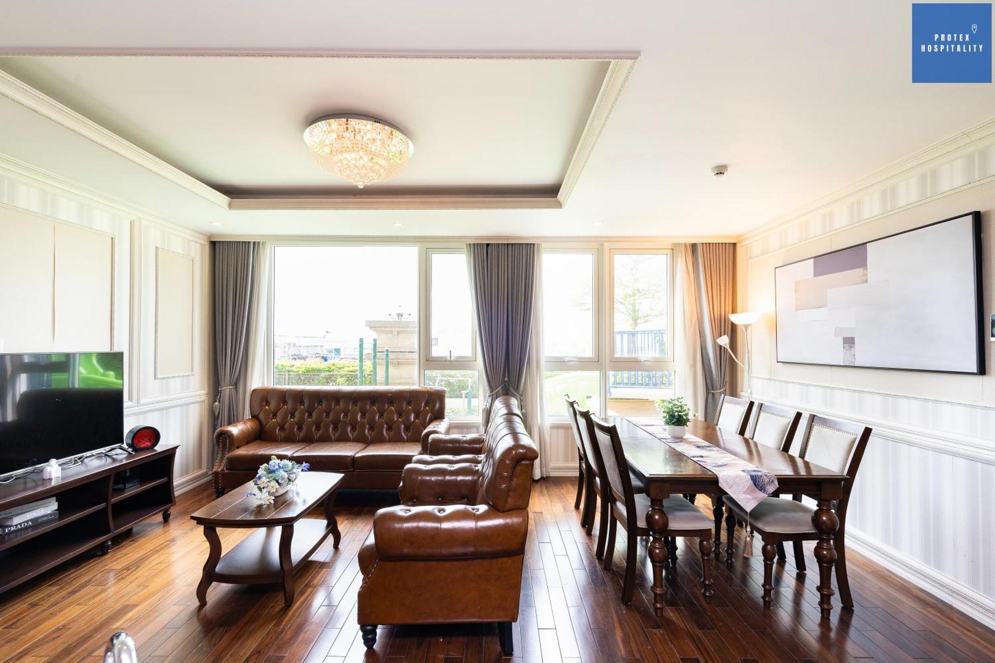 Leman Luxury District 3 Apartment *