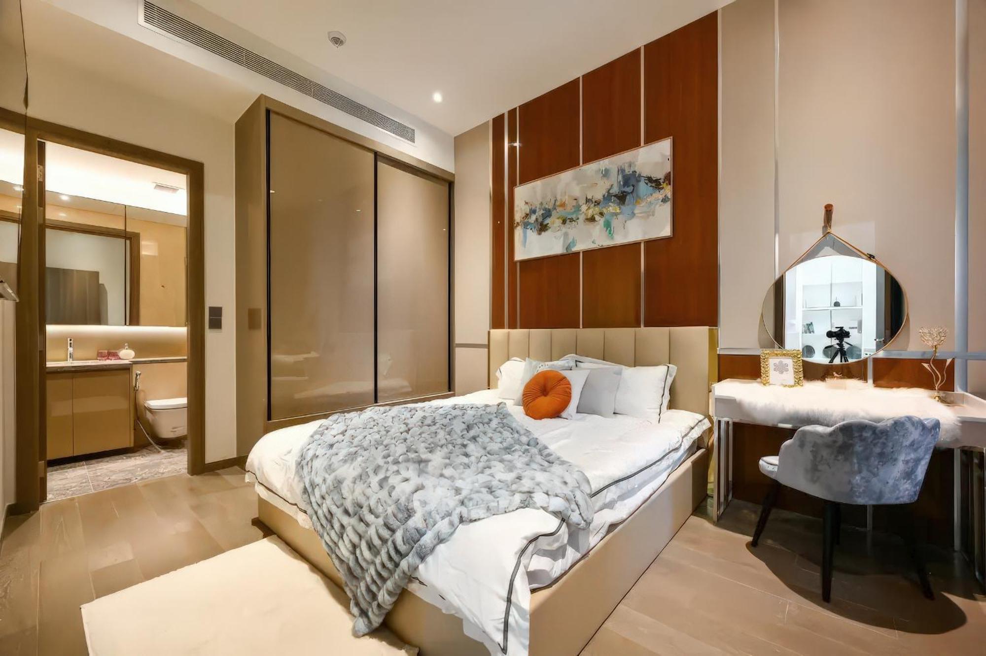 Genius Saigon - The Marq District 1 Pool & Gym & Sauna Apartment *