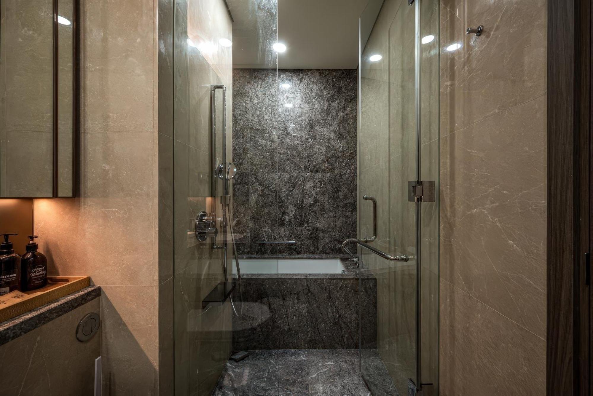 Genius Saigon - The Marq District 1 Pool & Gym & Sauna