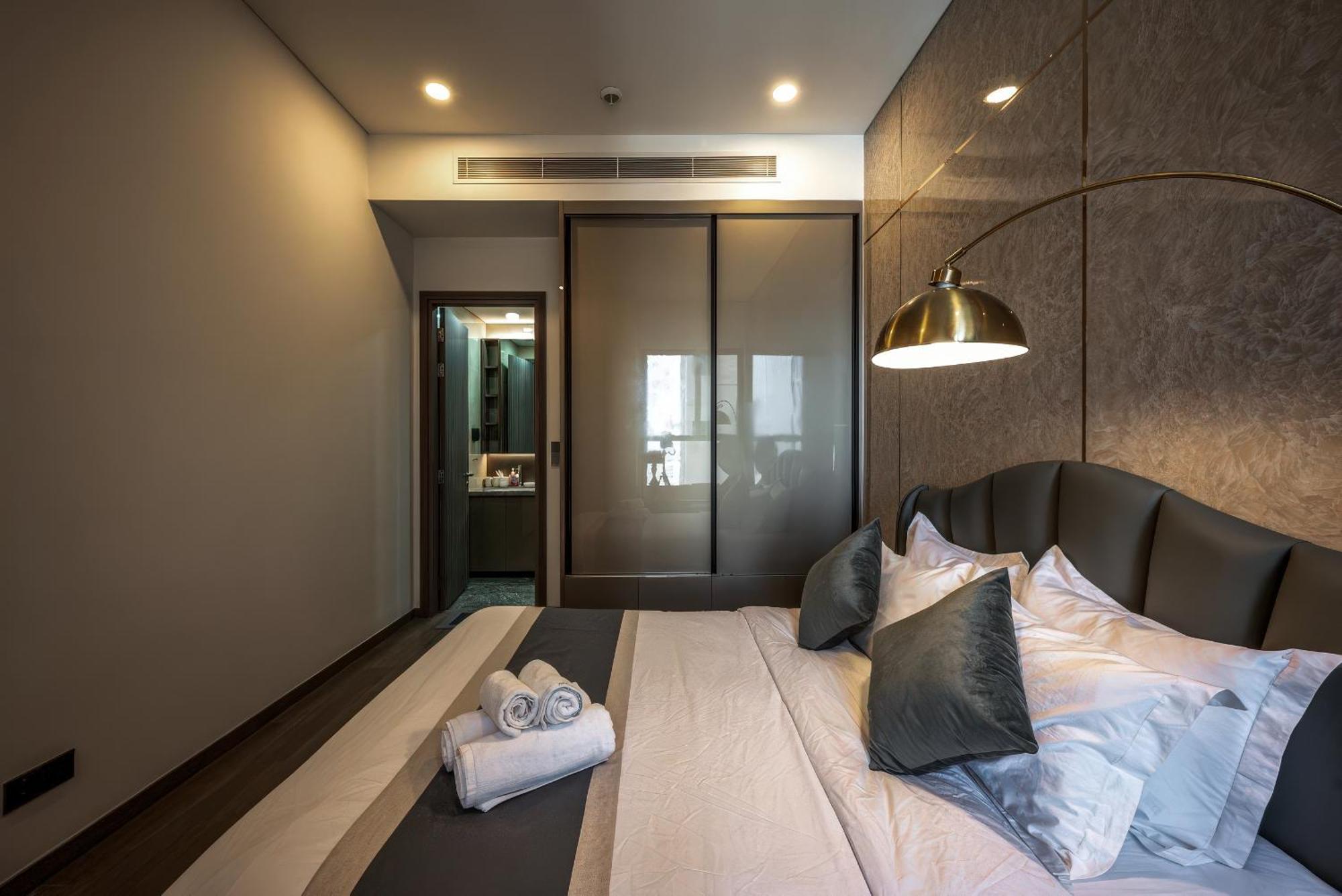 Genius Saigon - The Marq District 1 Pool & Gym & Sauna Apartment *