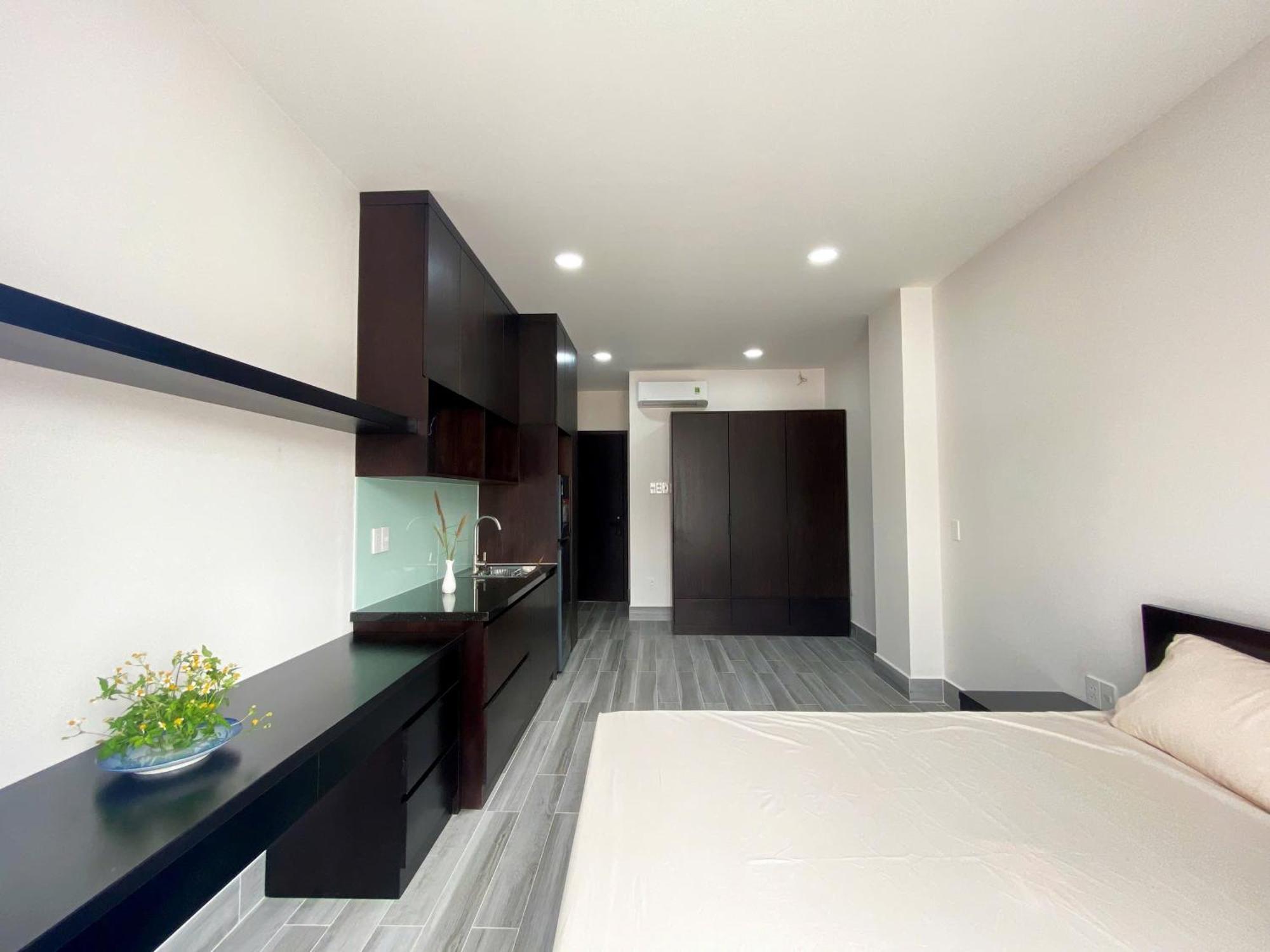 Ho Dich Vu Pho Royal Phuc - Doc Quyen Tothome Apartment *