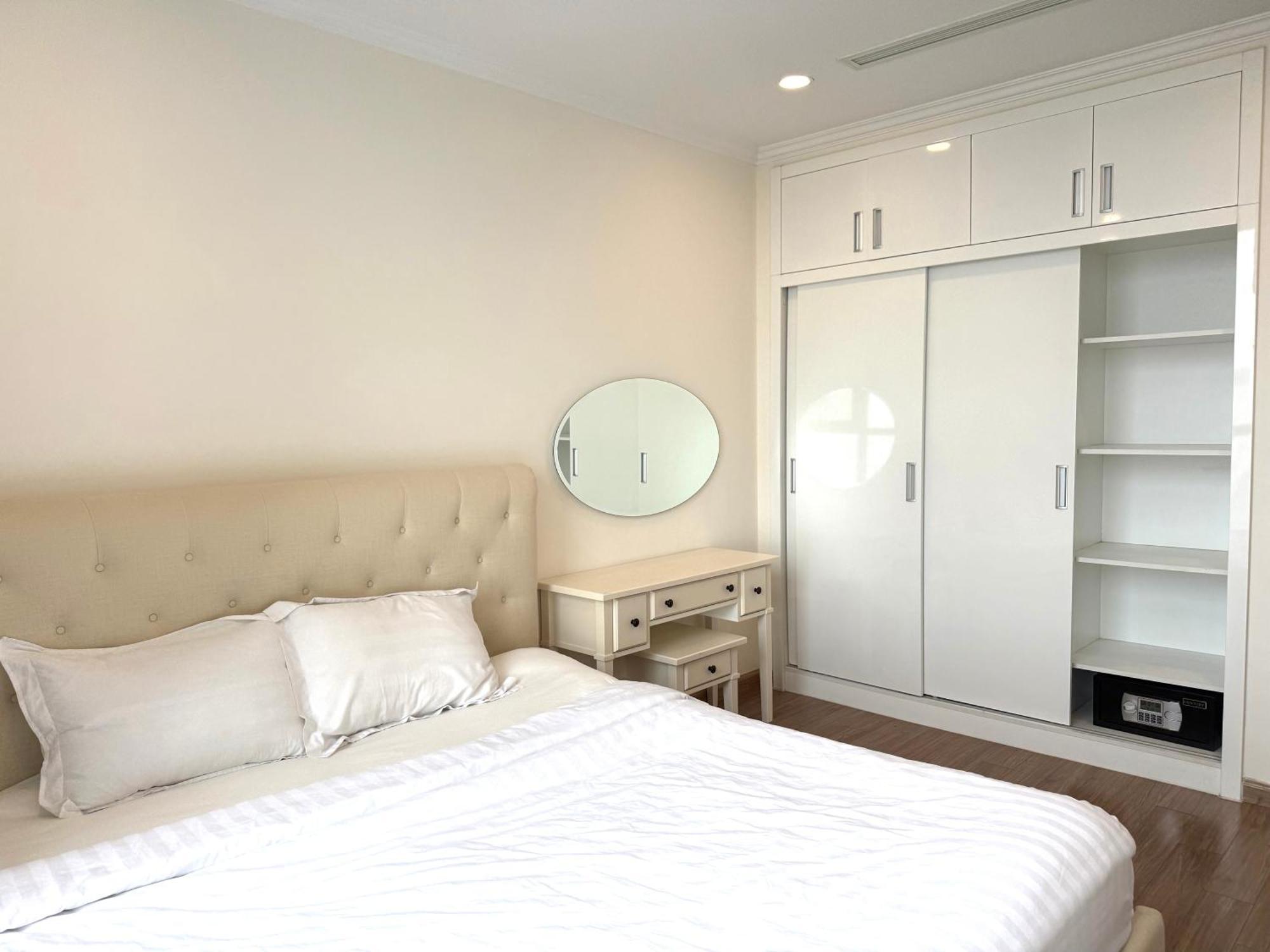 Vinhomes Park - Erihomes Apartment