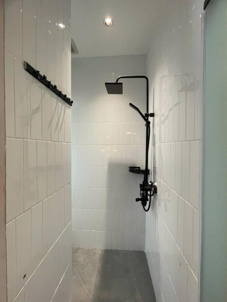 Modern 2-bedroom In D1 By Esg Ho Chi Minh City