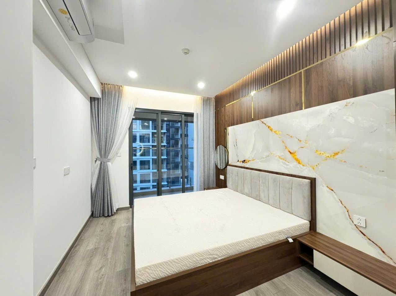 Nha Cua Truc - Diamond Alnata Celadon
