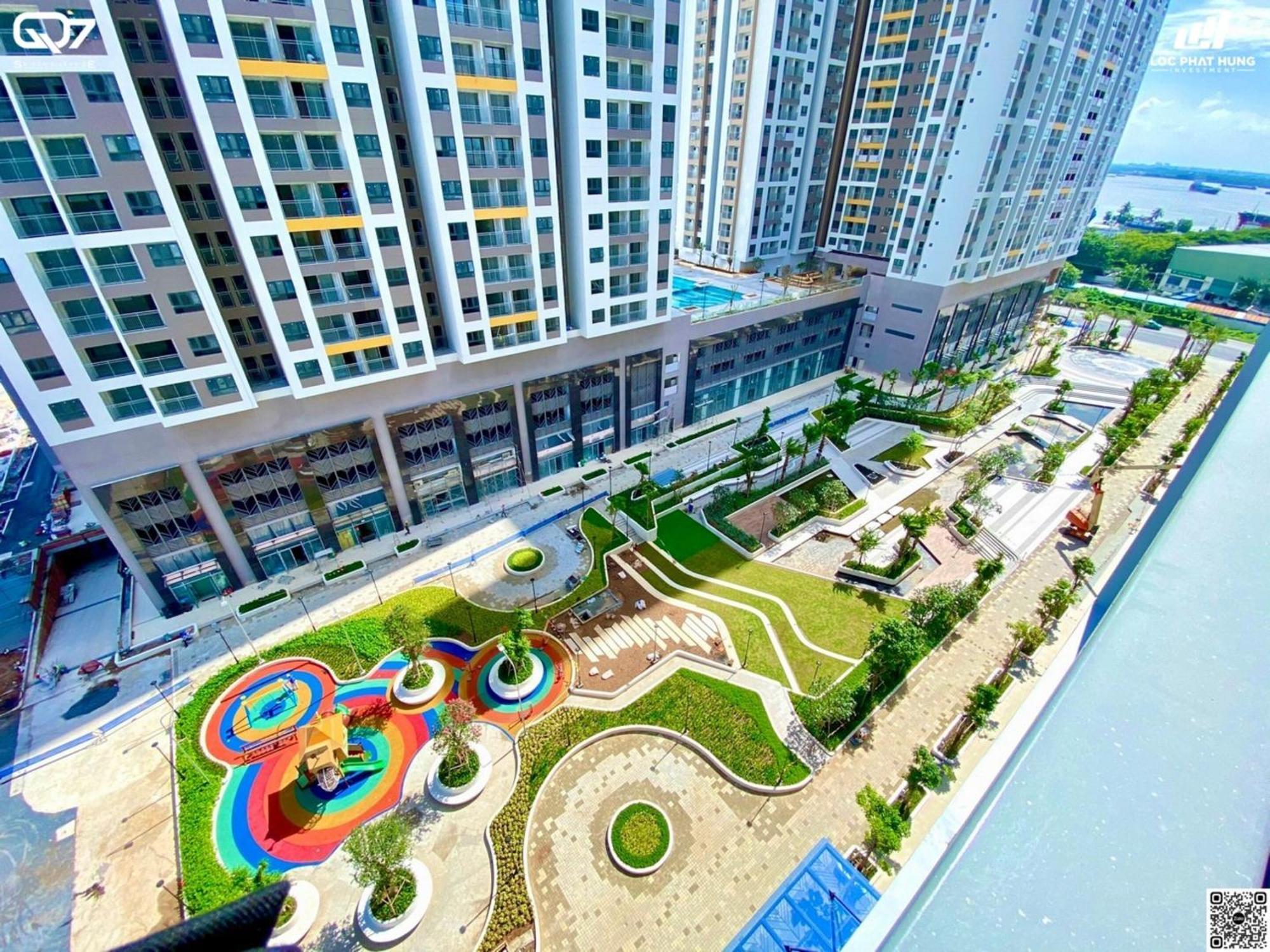 Saigon Riverside Complex D7 *