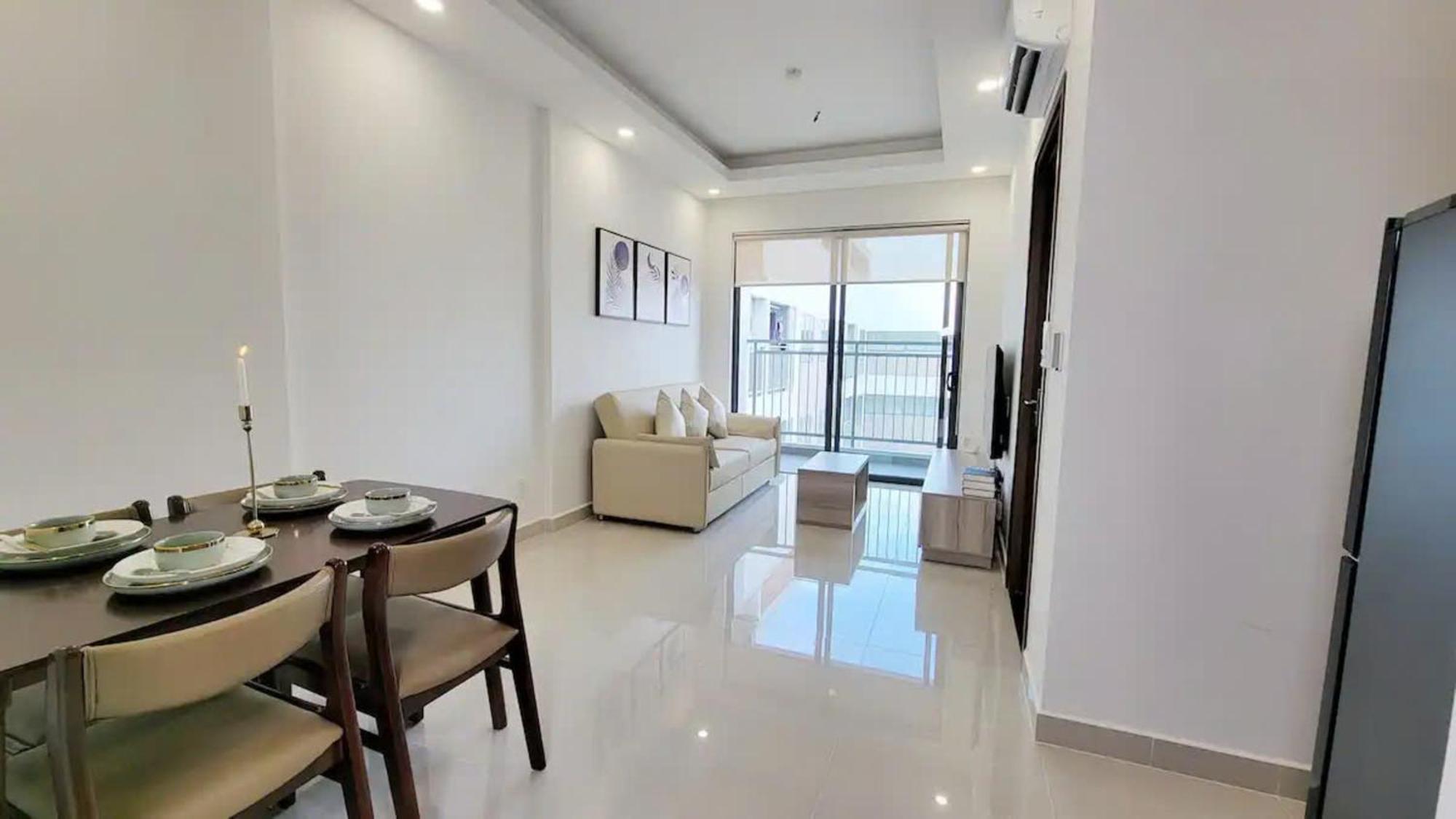 Saigon Riverside Complex D7 Apartment *