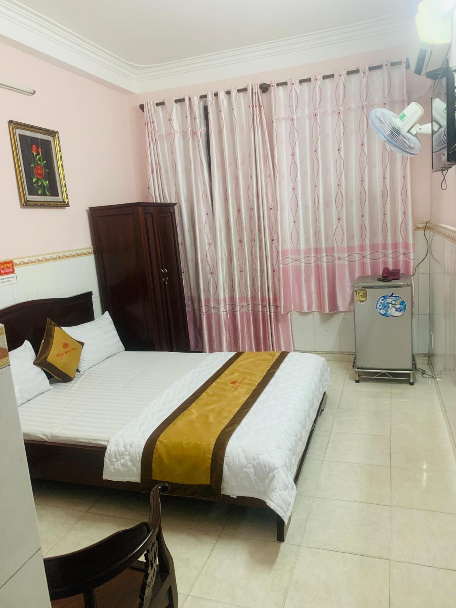 Minh Hieu Hotel *
