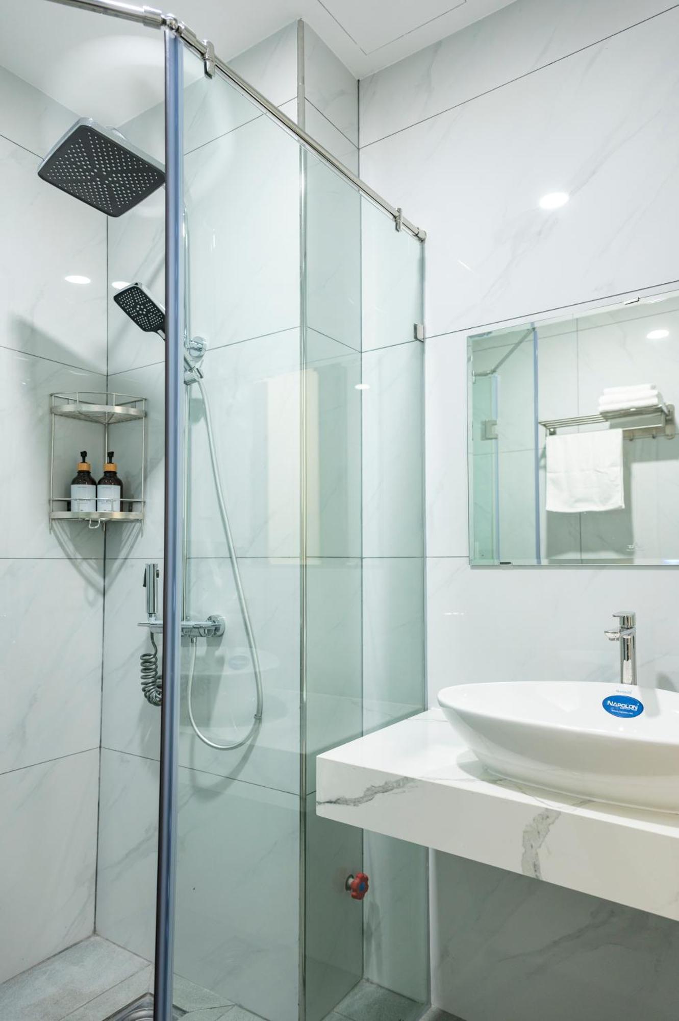 Spacious 1br Private, Sleek & Cozy Escape Apartment Ho Chi Minh City
