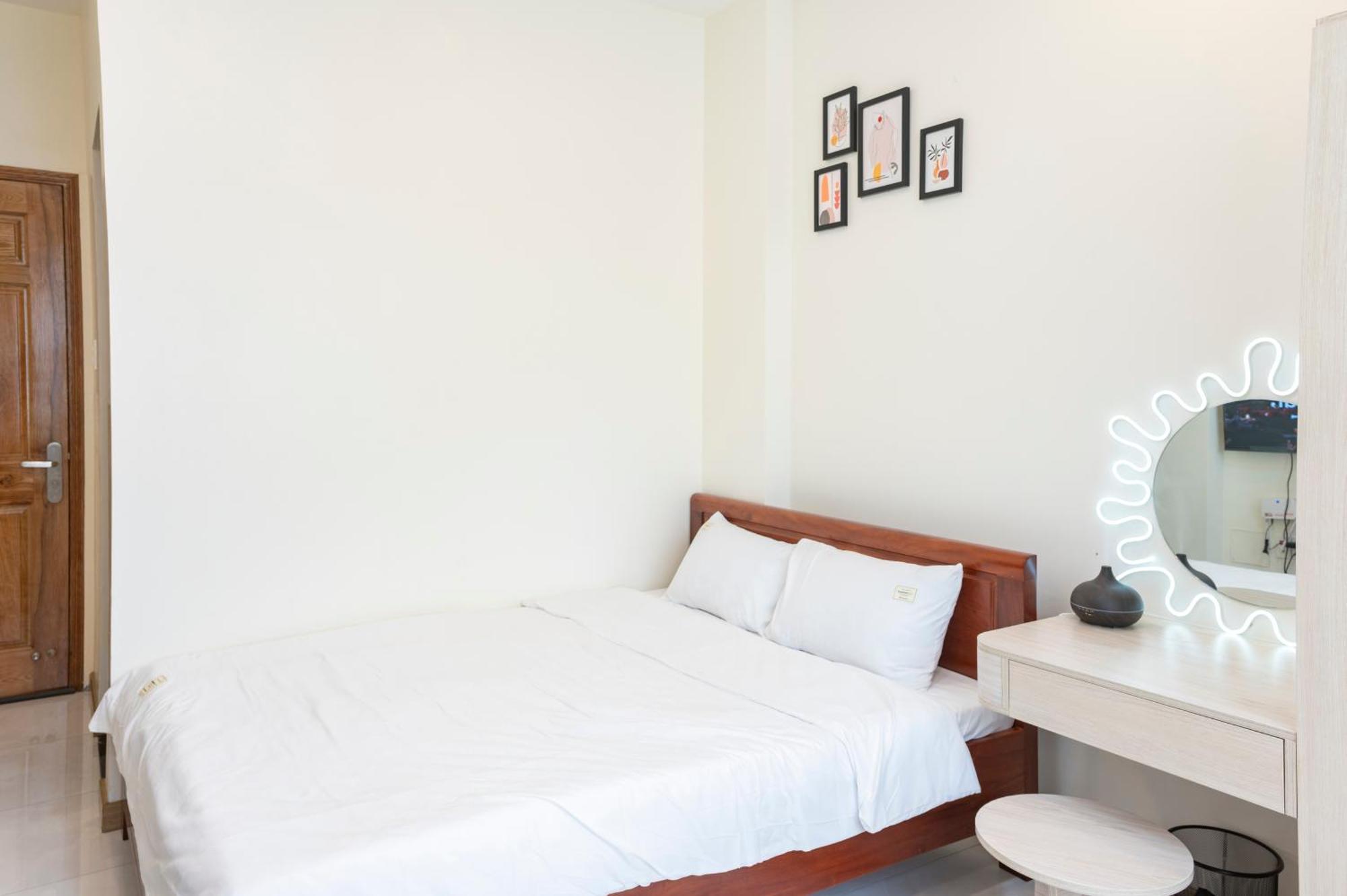 Brand New 1br Private, Sleek & Cozy Spot Ho Chi Minh City