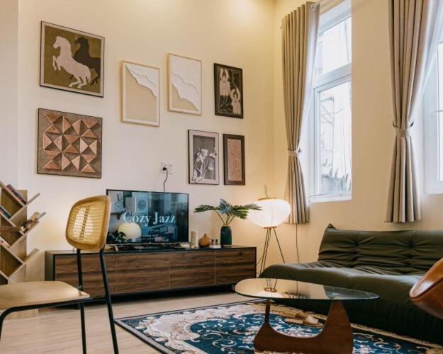 Duplex Near D1 With Floor To Ceiling Window * TP. Hồ Chí Minh