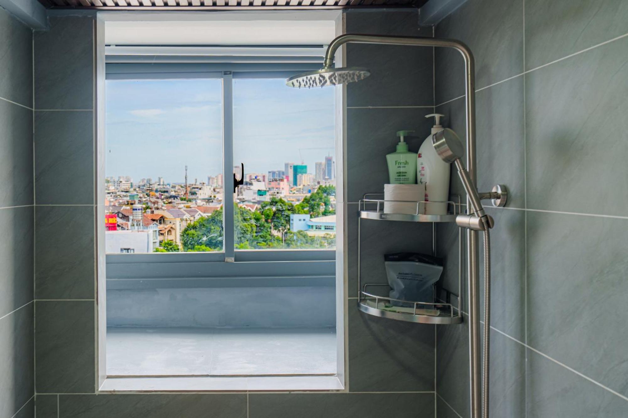 2br With A Fabulous Canal View Ho Chi Minh City