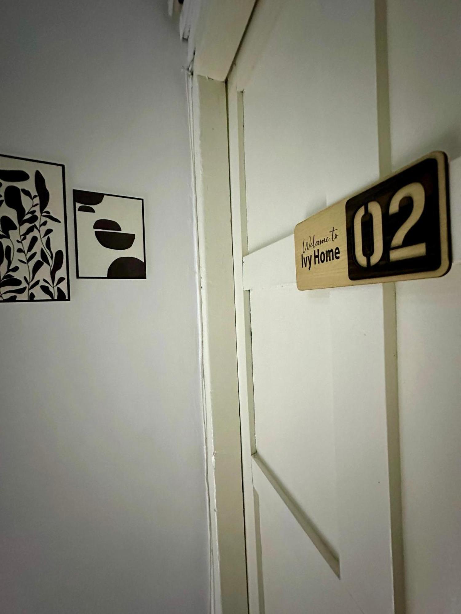 Ivy - District 1 Homestay *