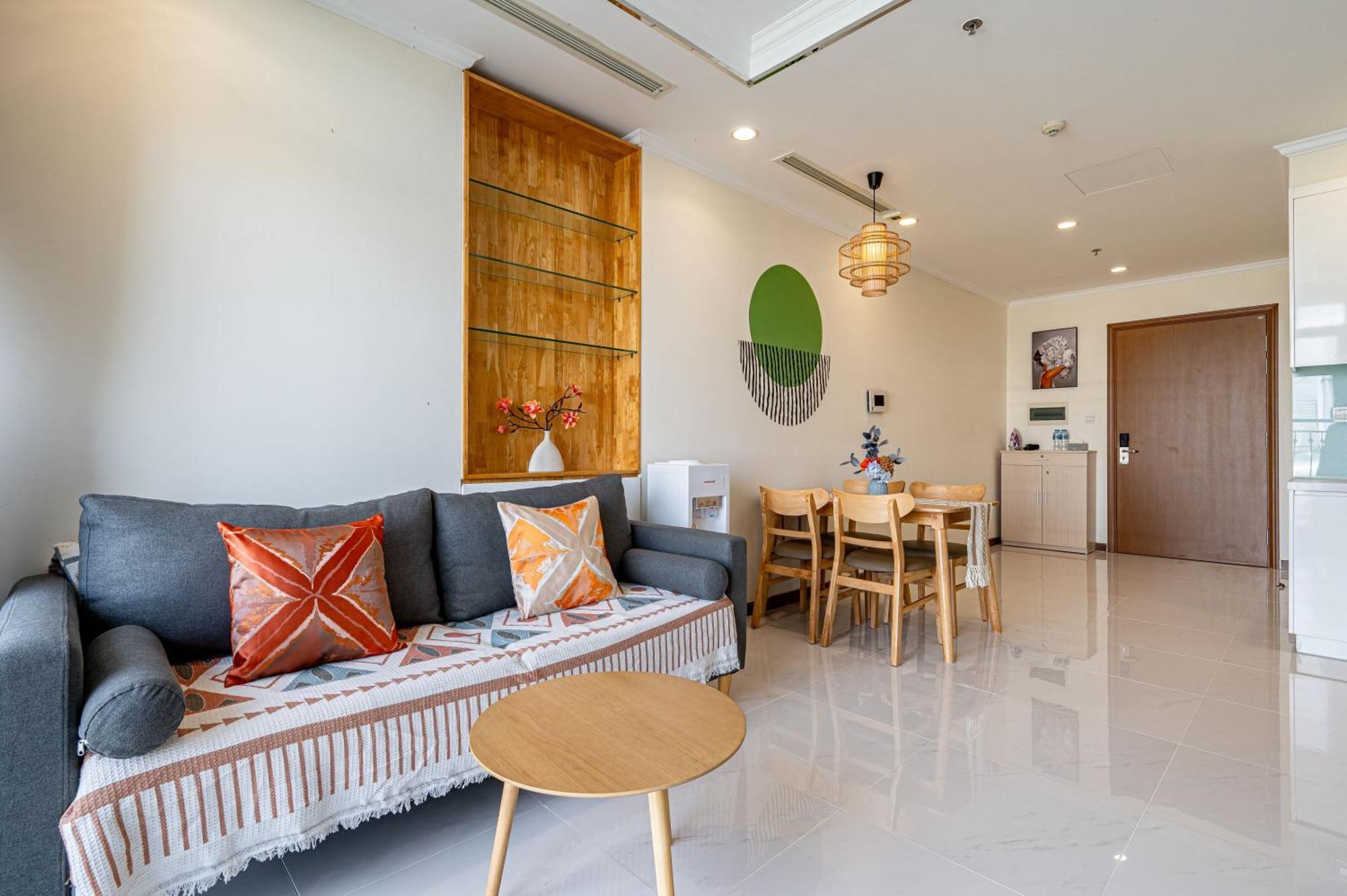 Apartment Vinhomes Saigon Romantic *