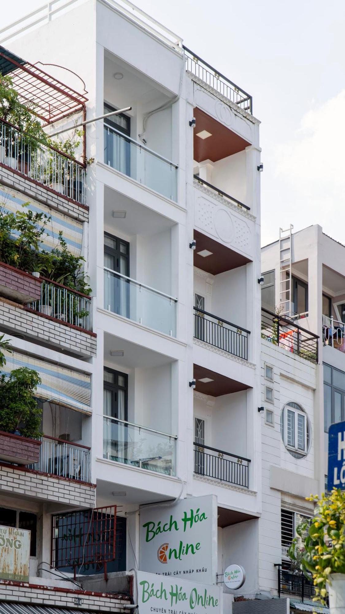 Holiday home Entire House With Full Amenities - Near Bui Vien Walking Street , District 1 Ho Chi Minh City