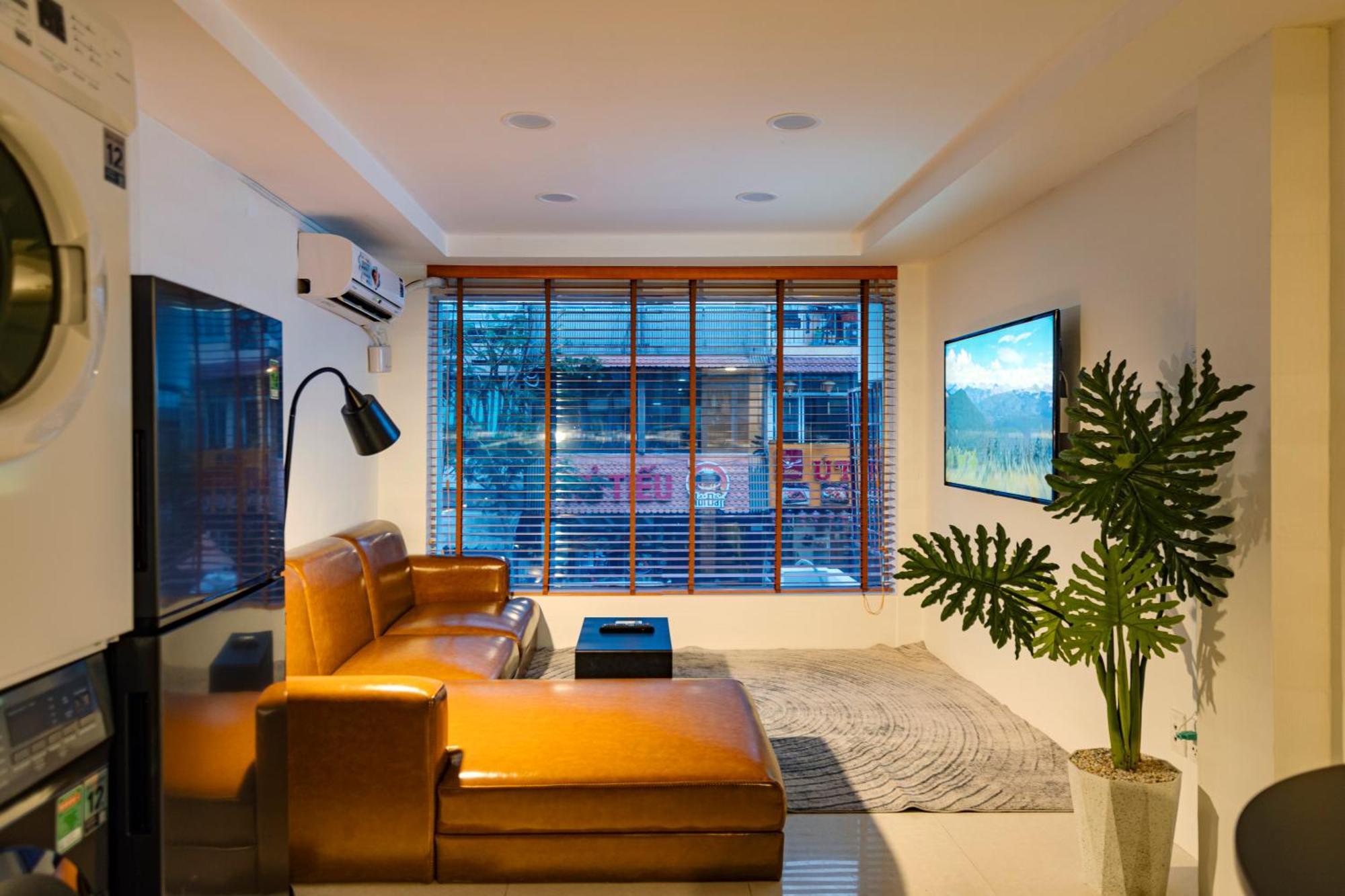 Holiday home Entire House With Full Amenities - Near Bui Vien Walking Street , District 1 *