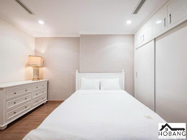 Alex's Luxe Retreat Apartment