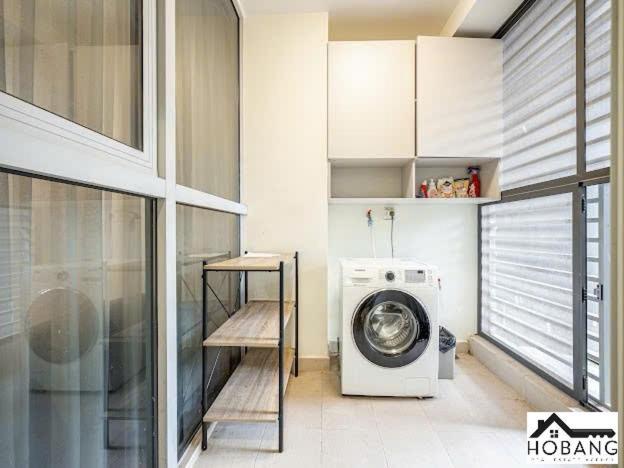Apartment Alex's Luxe Retreat Ho Chi Minh City