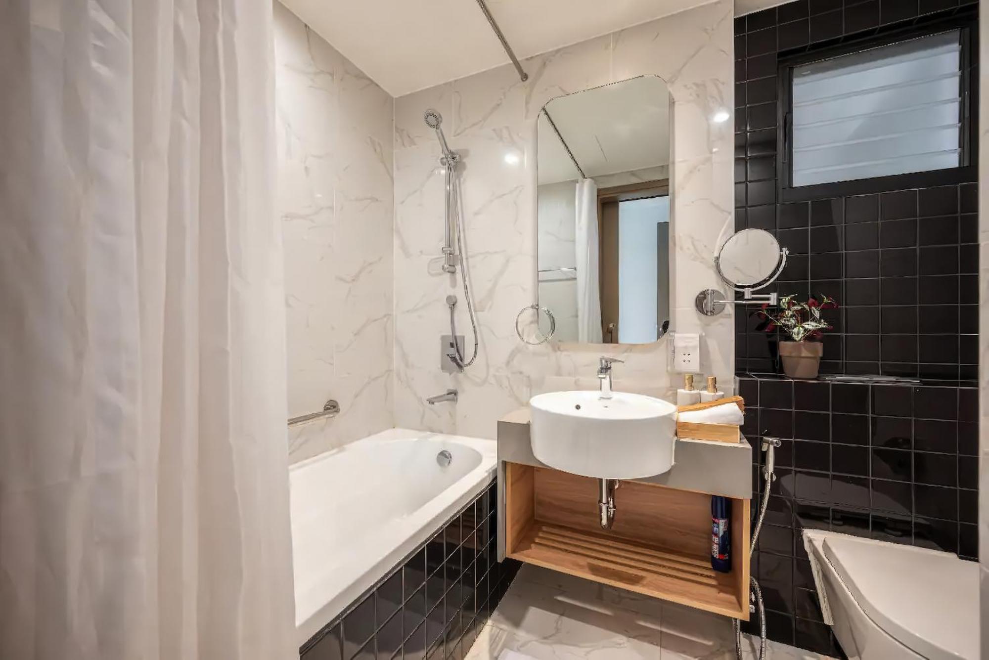 Imperial Elegance Zenity D1 * Ho Chi Minh City