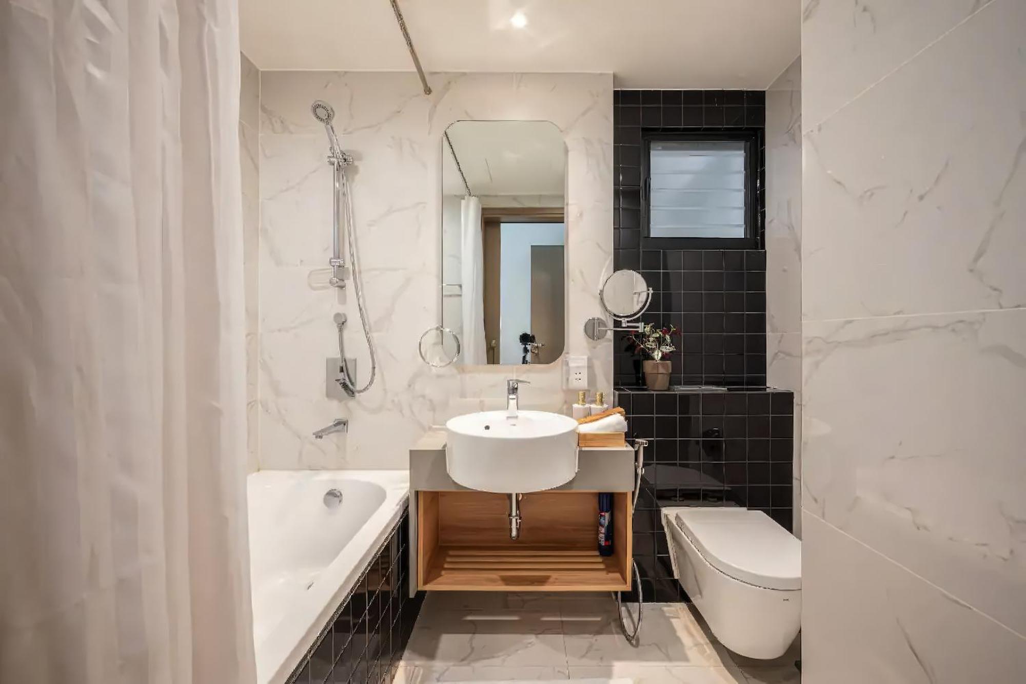 Imperial Elegance Zenity D1 * Ho Chi Minh City