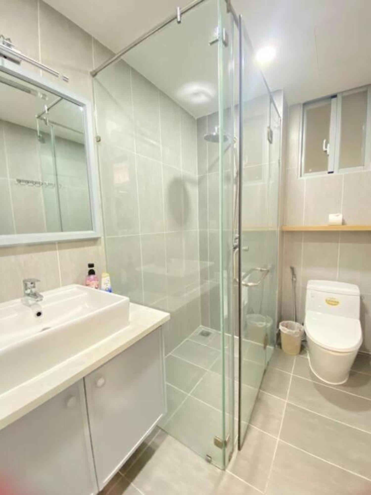 Apartment Cozy 3-br In The Center Of District 7
