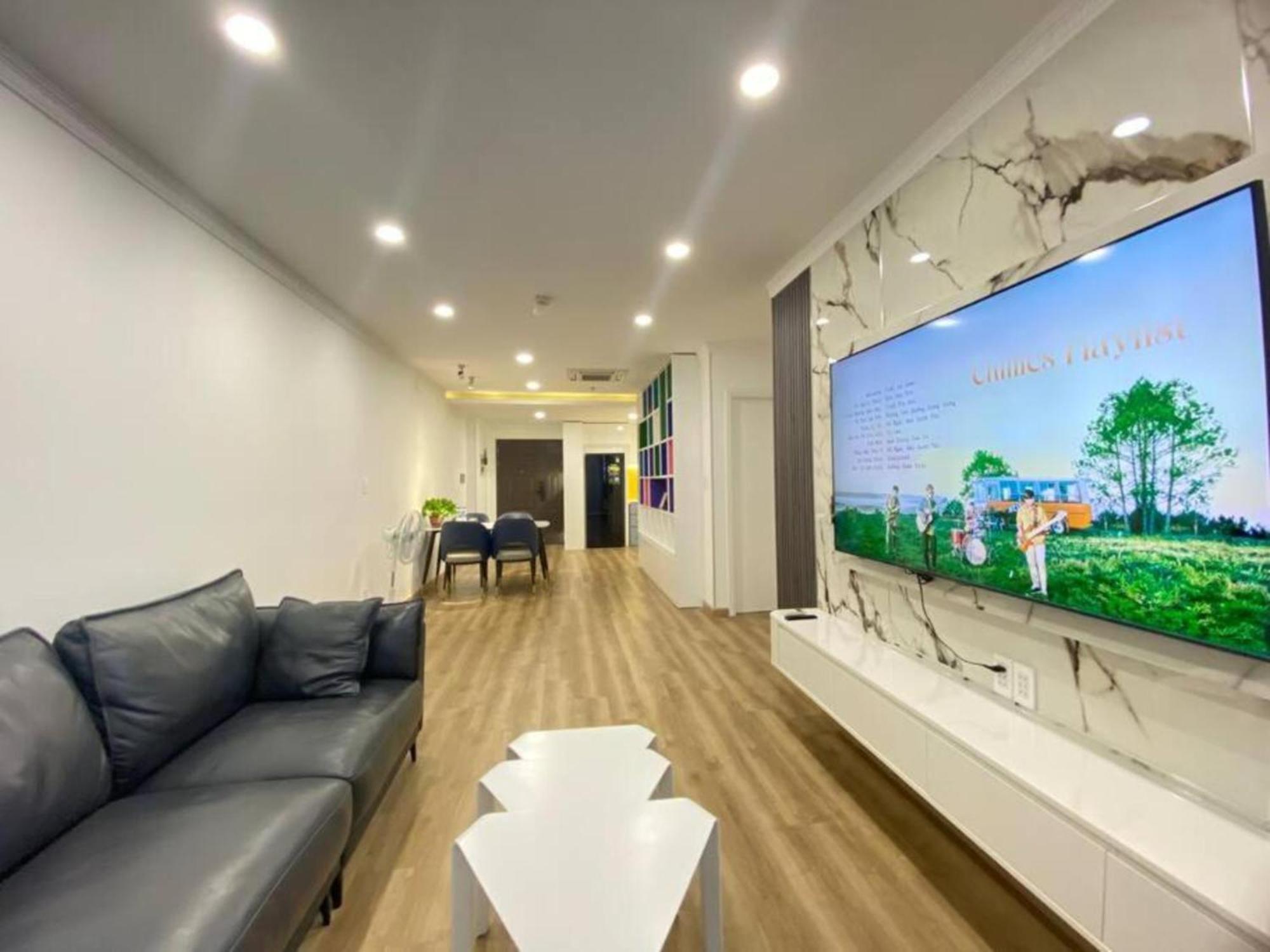 Apartment Cozy 3-br In The Center Of District 7