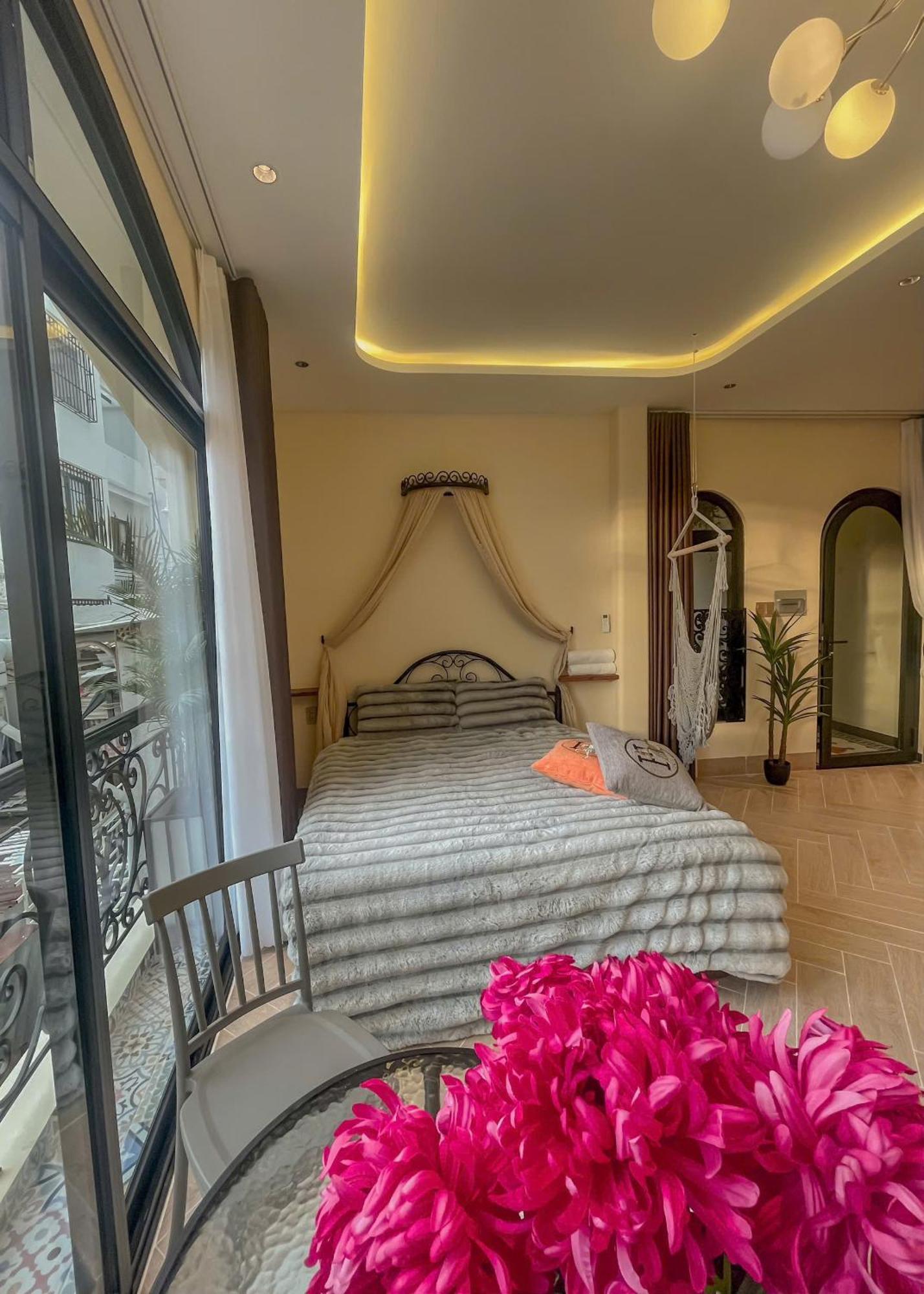 Luxury 5 Bedroom Townhouse In The Centre Apartment