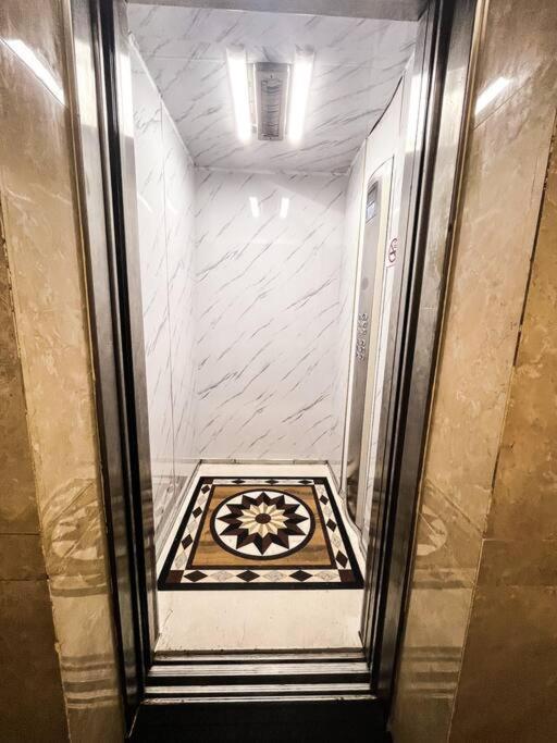 Apartment Song Cham Thu Gian Giua Quan 1 Ho Chi Minh City