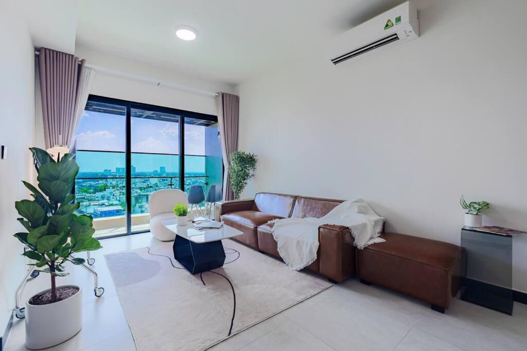 Apartment 2 Bedroom Minimal Luxury *