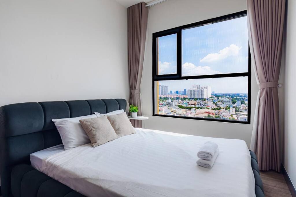 Apartment 2 Bedroom Minimal Luxury Ho Chi Minh City