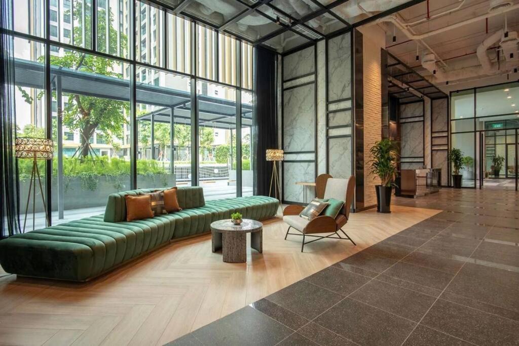 2 Bedroom Minimal Luxury * Ho Chi Minh City