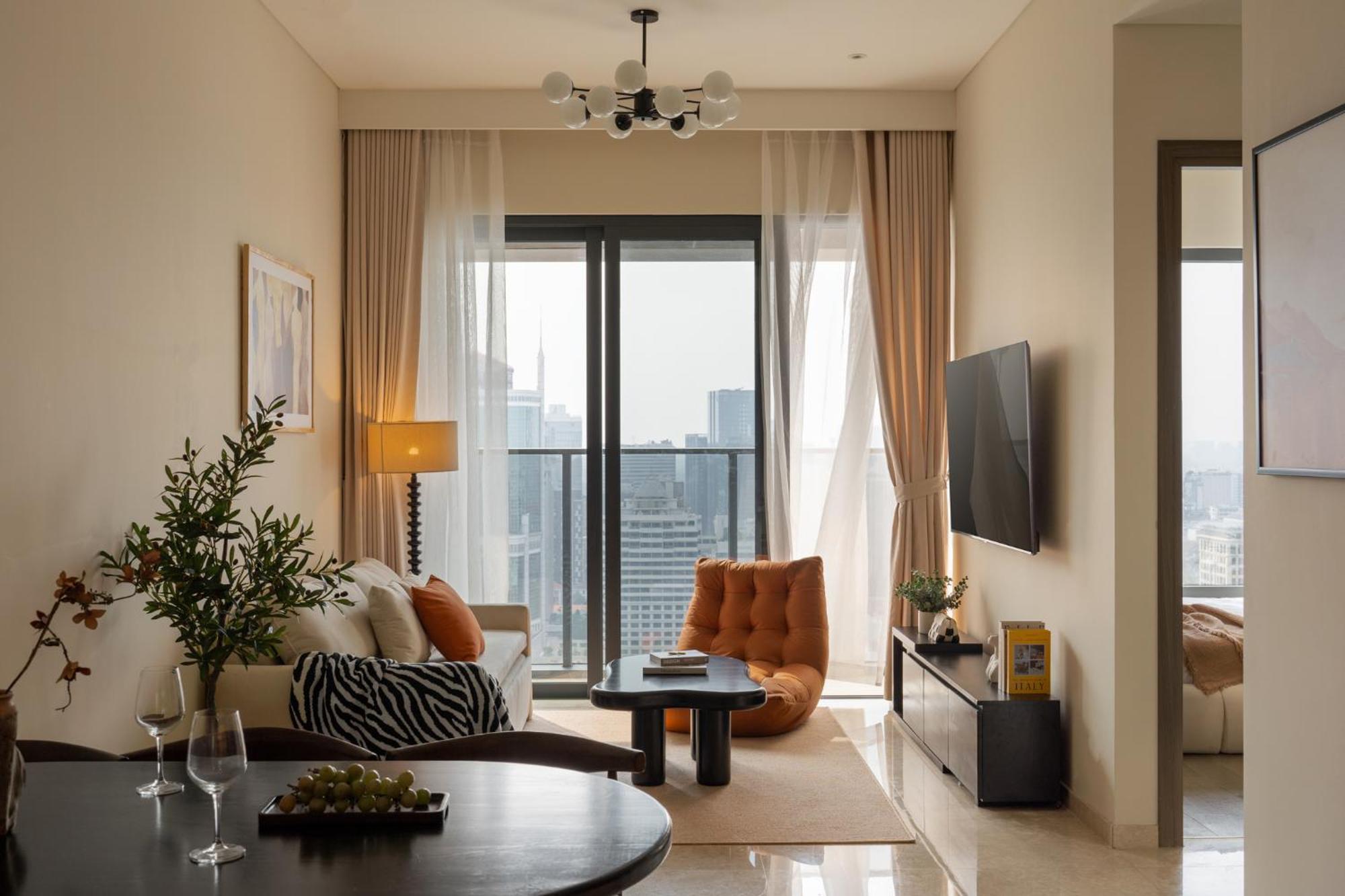 Apartment Marq District 1 Elite Apartel By Ssens